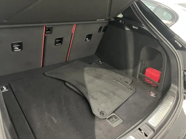 پورشه، ماکان