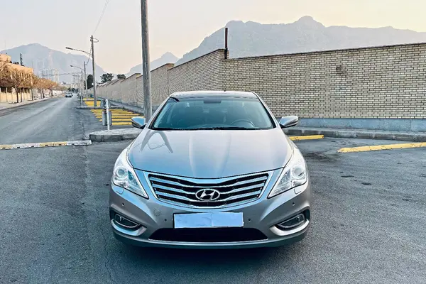 هیوندای، آزرا (گرنجور)