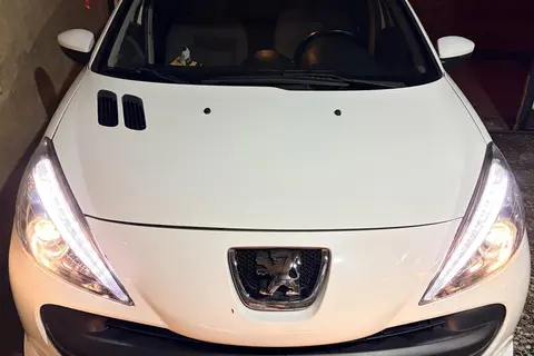 پژو، 207
