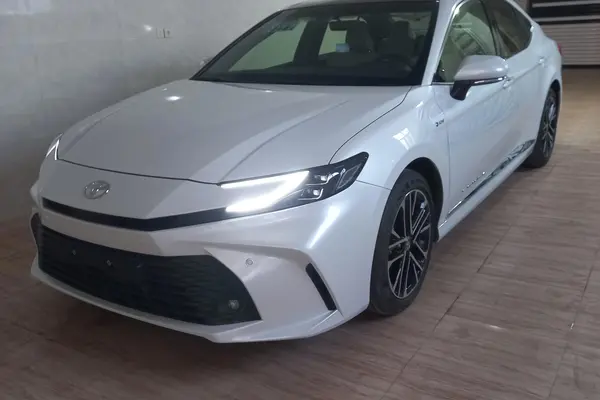 تویوتا، کمری هیبرید