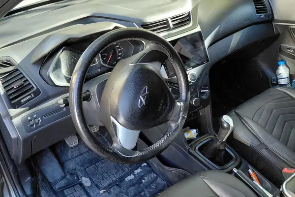 ام وی ام، 315هاچ بک