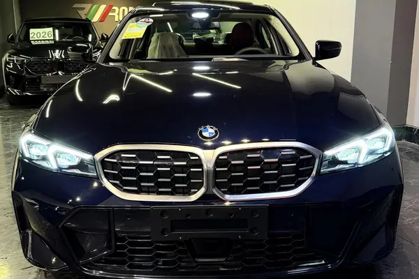 ب ام و، سری 3 سدان