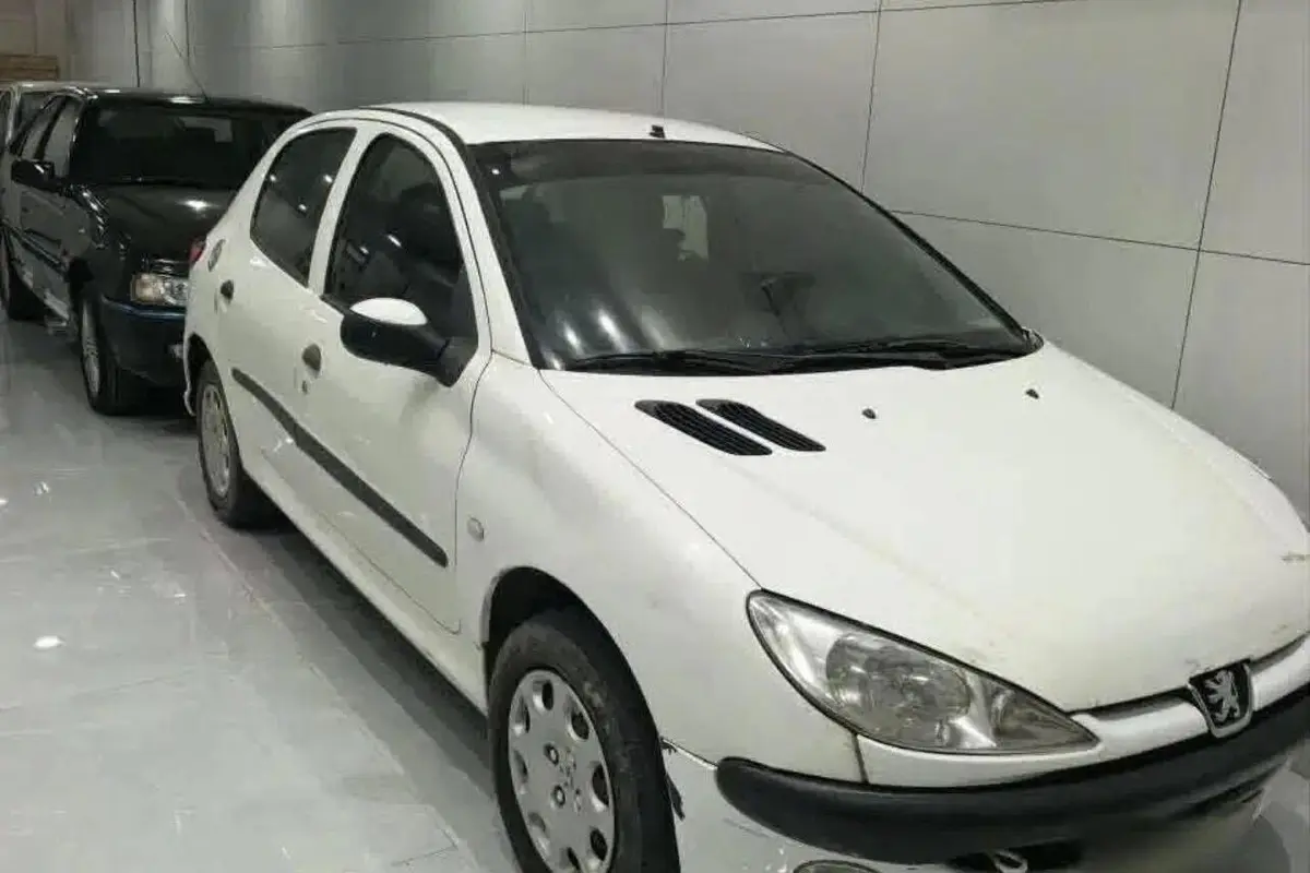 پژو،  206