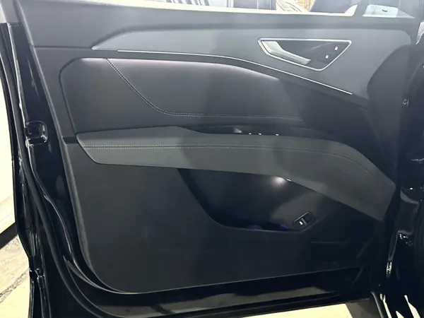 آئودی، Q5 e-tron