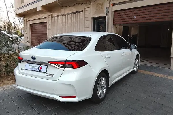 تویوتا، کرولا هیبرید