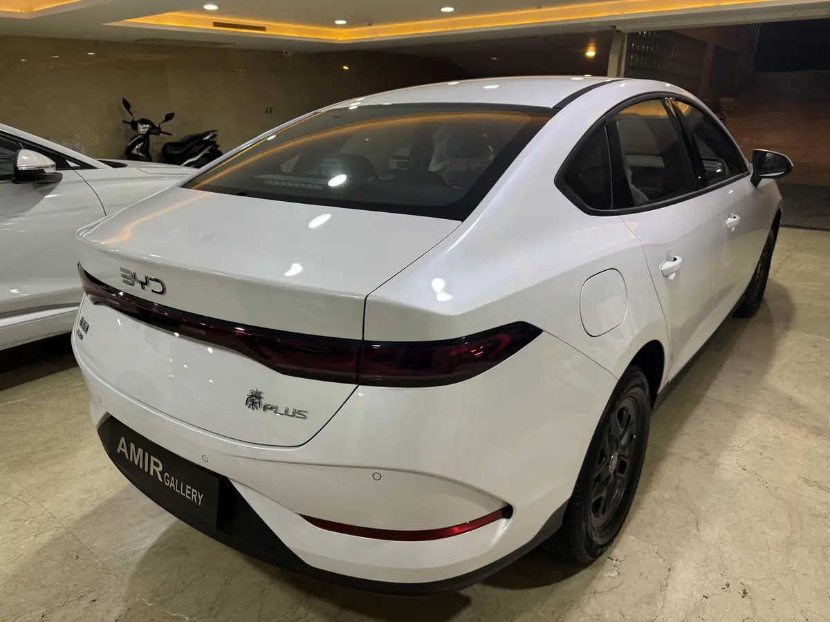 بی وای دی،  چین پلاس DMi