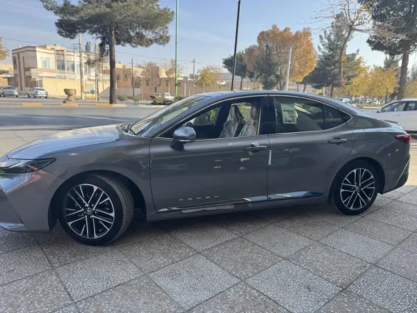 تویوتا، کمری هیبرید