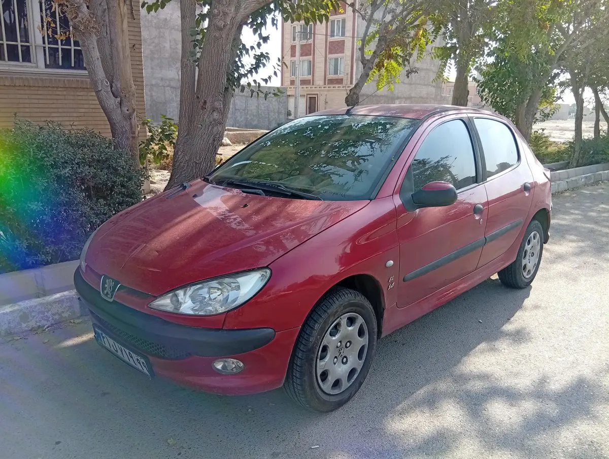 پژو،  206