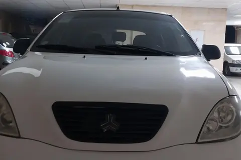 تیبا، هاچ بک