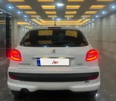 پژو، 207
