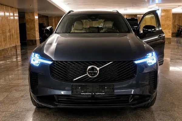 ولوو  XC90