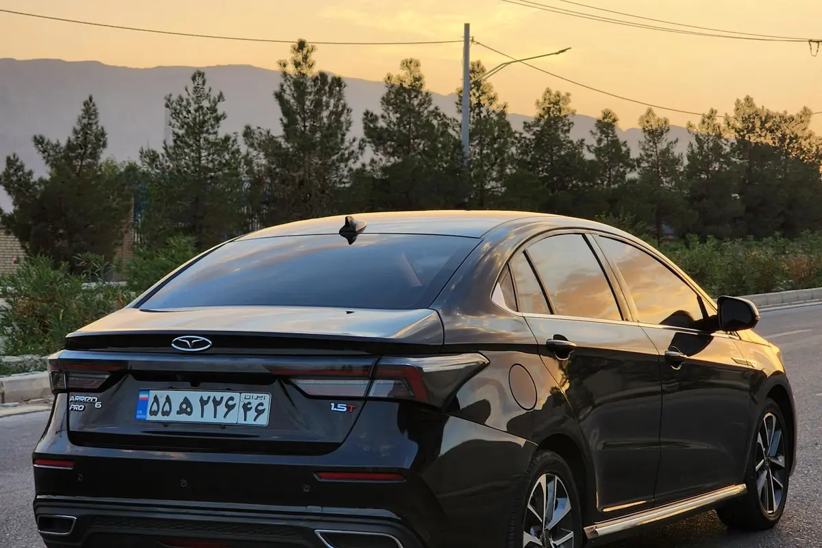 فونیکس،  آریزو 6 پرو