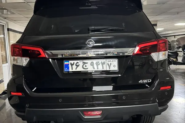 نیسان  ترا