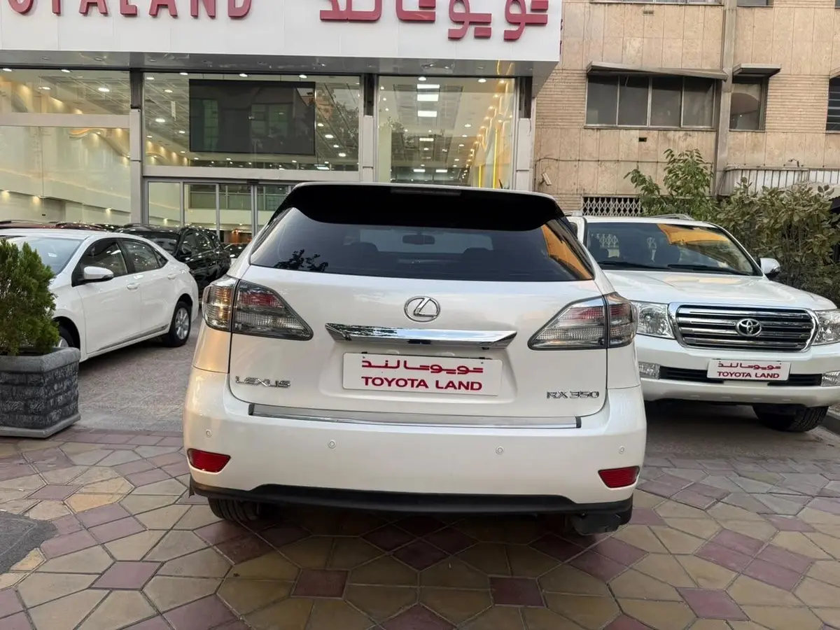 لکسوس،  RX