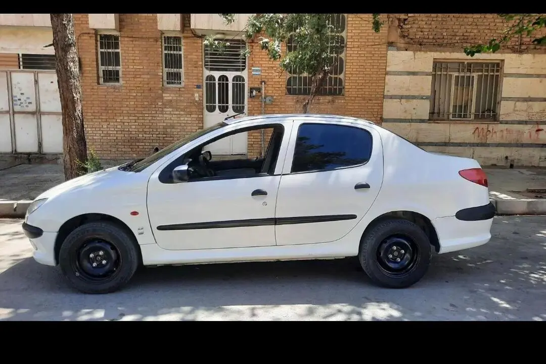 پژو  206 SD