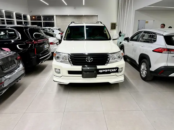 تویوتا، لندکروز چهار در