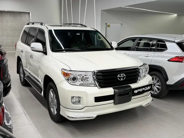 تویوتا، لندکروز چهار در