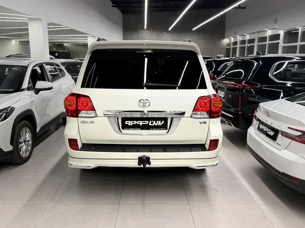 تویوتا، لندکروز چهار در