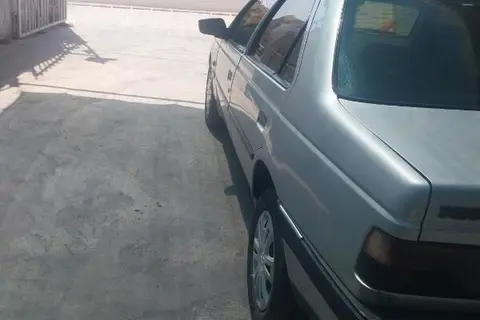 پژو، 405