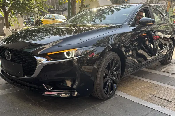 مزدا، 3 وارداتی