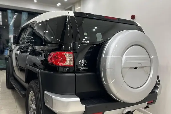 تویوتا، اف جی کروز