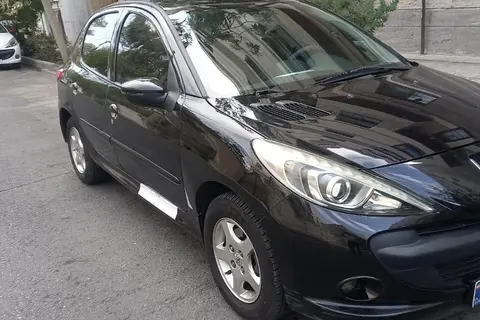 پژو، 207