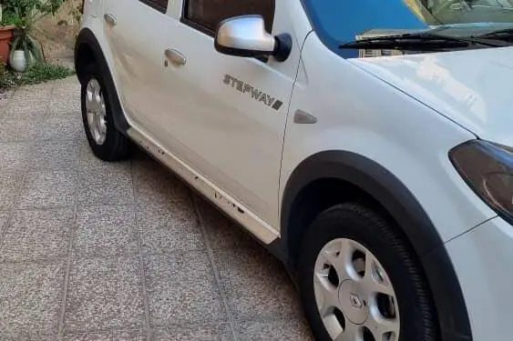 رنو، ساندرو استپ وی