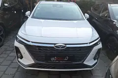 فونیکس، آریزو 8 (Z8)