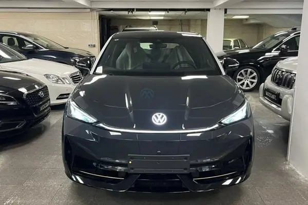 فولکس، آی دی یونیکس