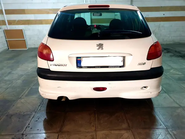 پژو، 206