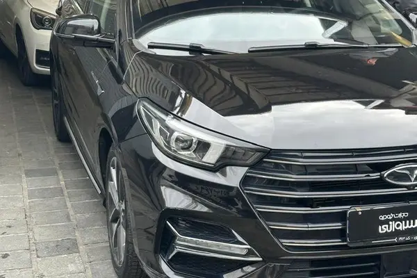 فونیکس، آریزو 6 پرو