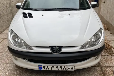 پژو، 206