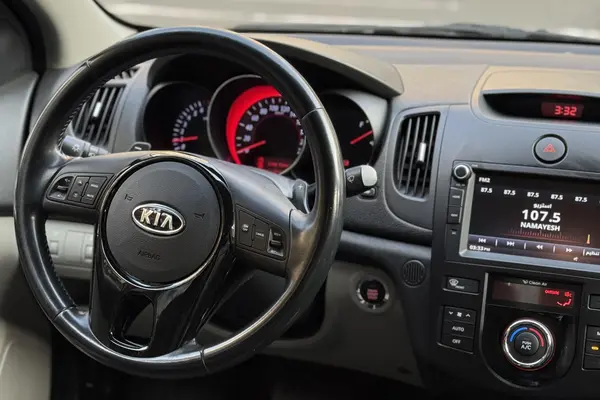 کیا، سراتو (مونتاژ)