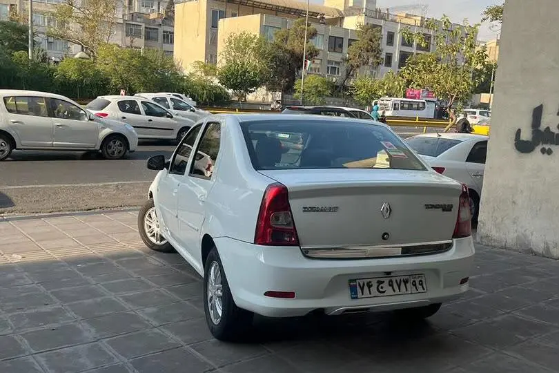 رنو،  تندر 90