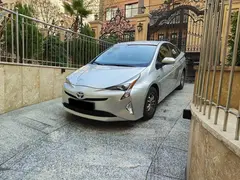 تویوتا، پریوس