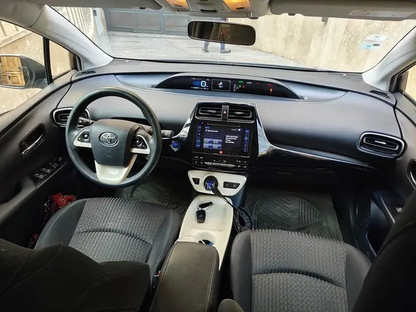 تویوتا، پریوس