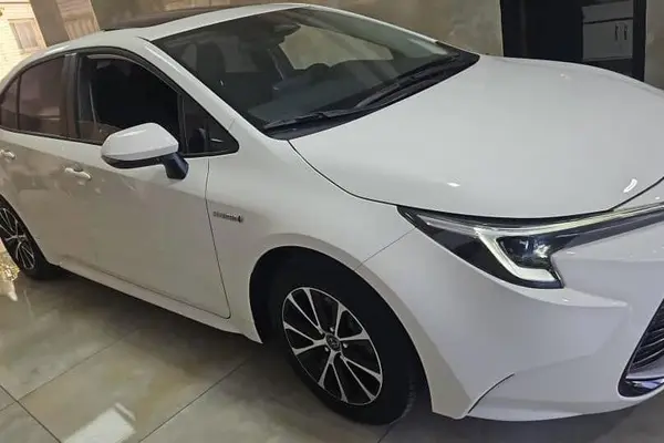 تویوتا، لوین هیبرید