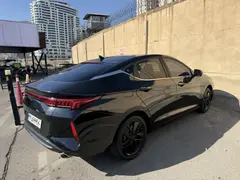 کی ام سی، J7