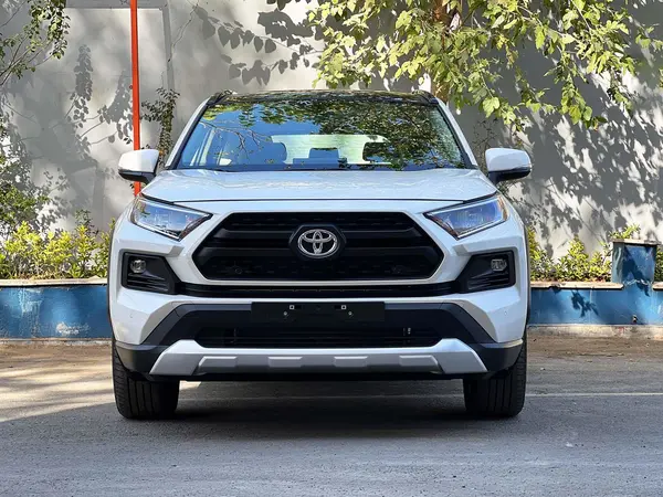 تویوتا، راوفور