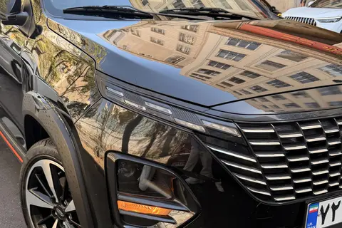 ام وی ام، X33 کراس