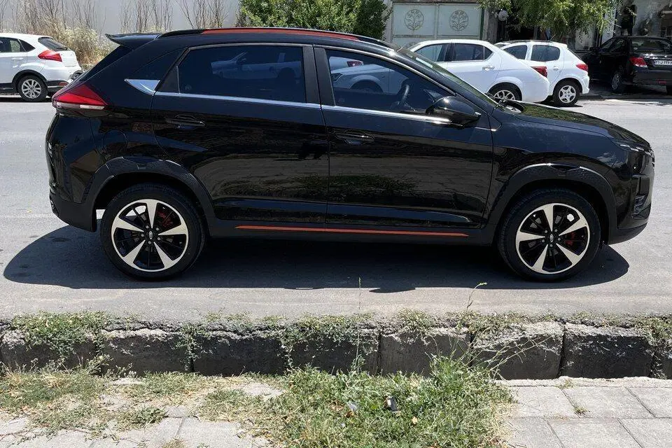ام وی ام،  X33 کراس