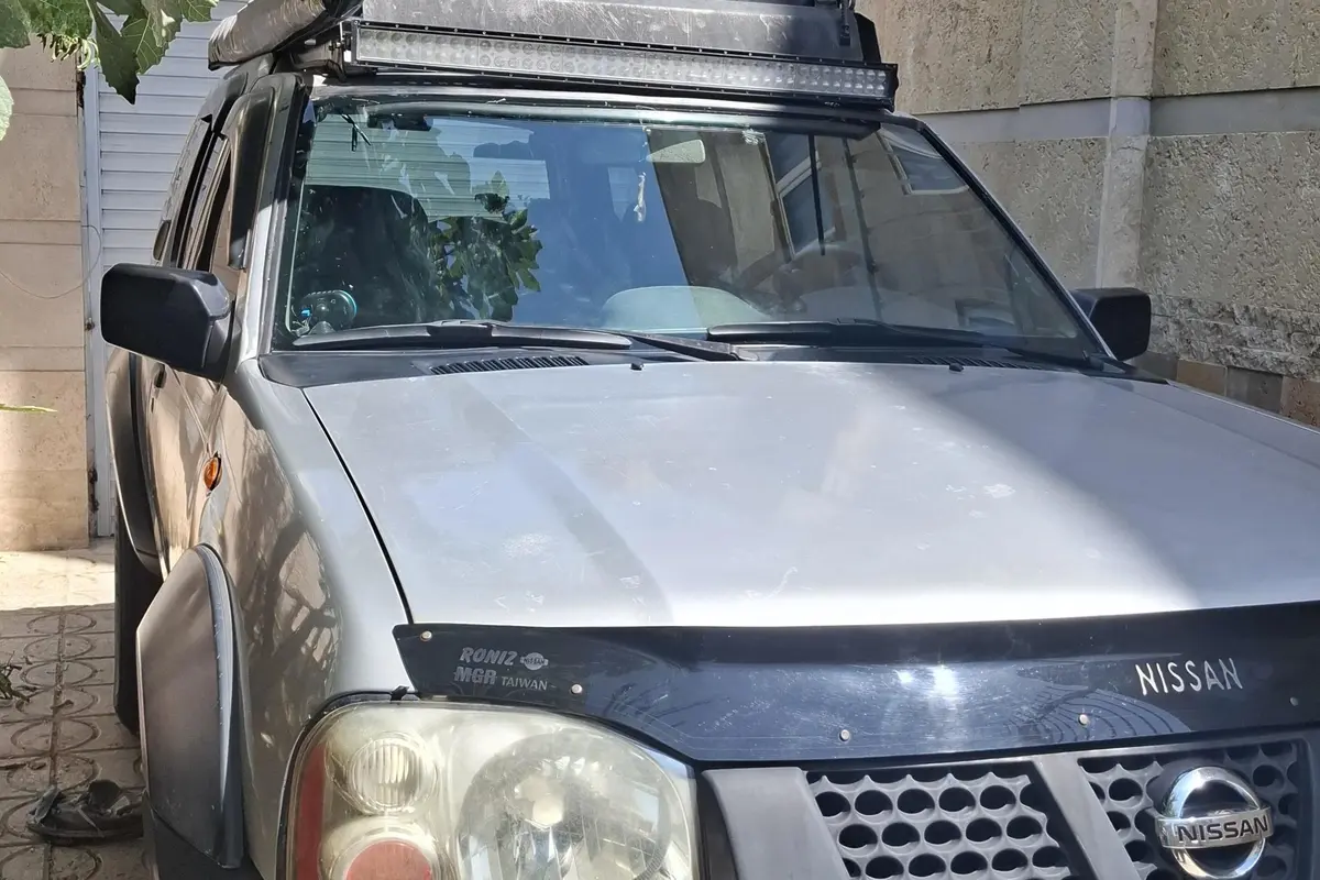 نیسان،  رونیز