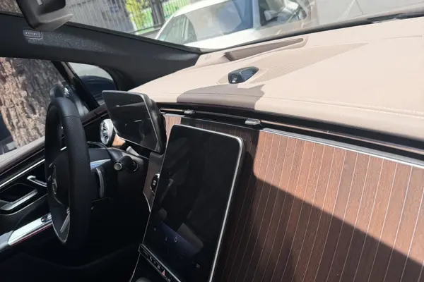 بنز  EQE SUV