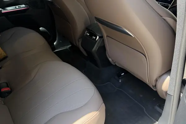 بنز  EQE SUV