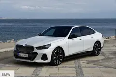 ب ام و، سری 5 سدان