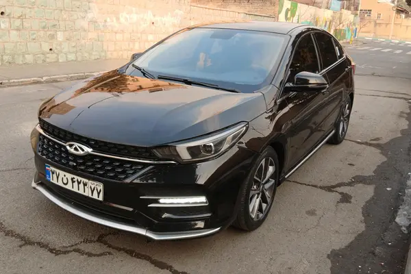 چری، آریزو 6