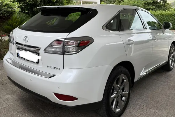 لکسوس، RX