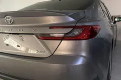 تویوتا، کمری هیبرید