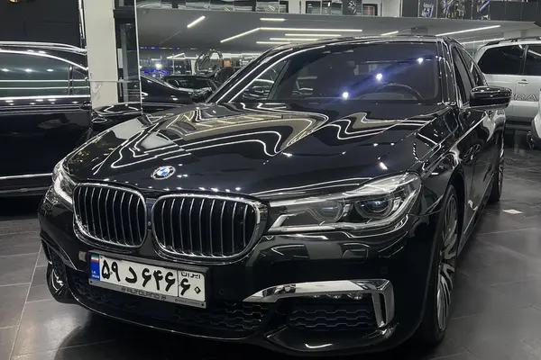 ب ام و، سری 7