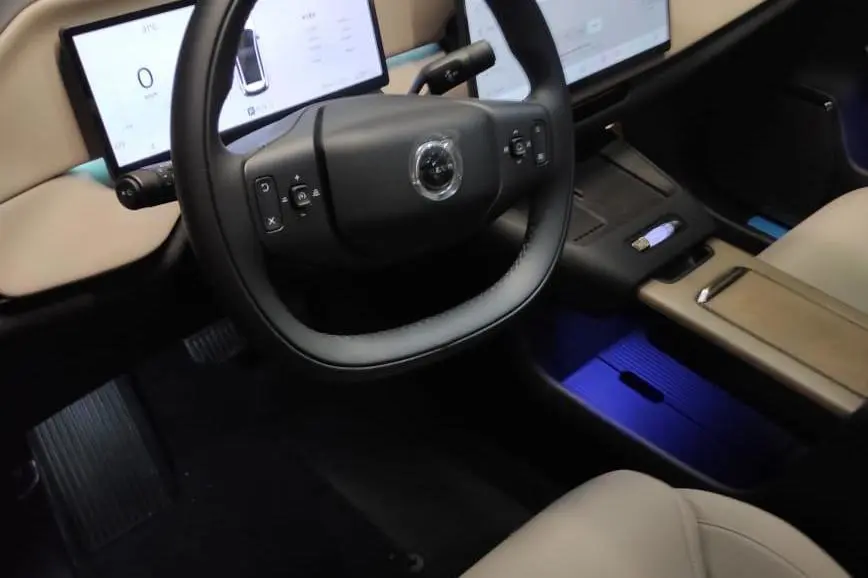 ولوو  XC70